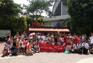 Children and parents, and the volunteers from Shun Tak-China Travel Ship Management Limited had great time at Noah's Ark. 